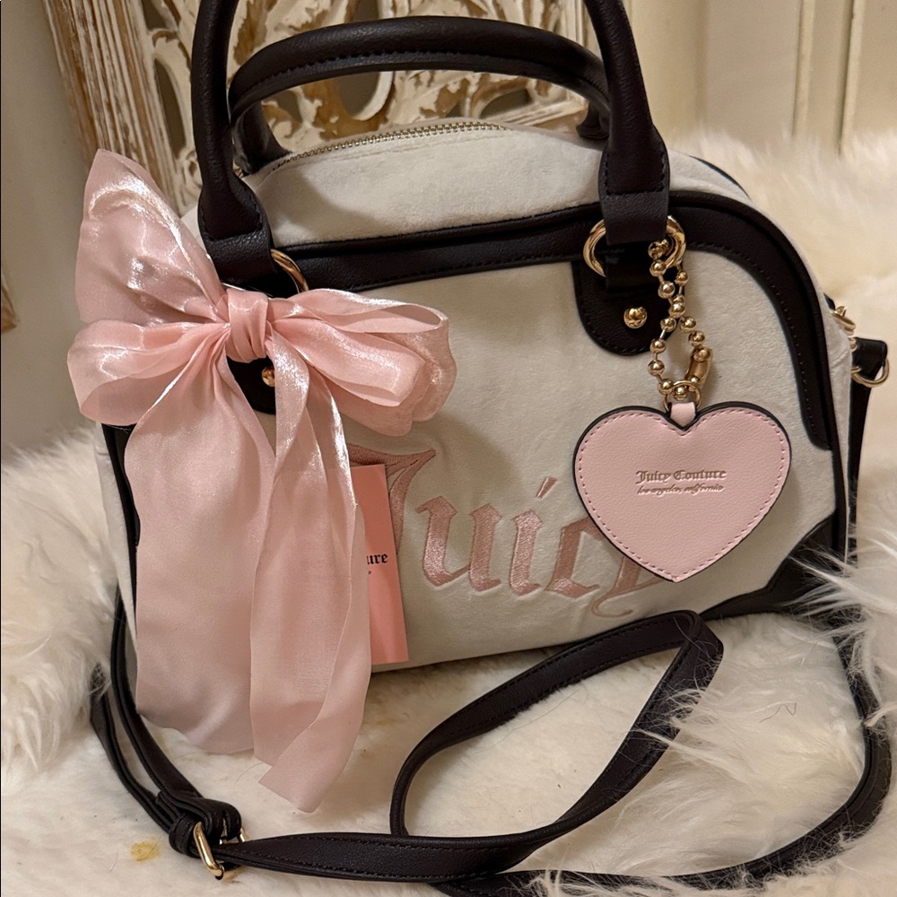 Juicy Couture  Angel Velour Urban Heritage Bowler Bag Pink and cream